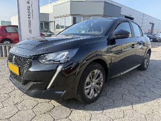 Unfallwagen Peugeot 208 EV Active Pack 50 kWh 2023/5