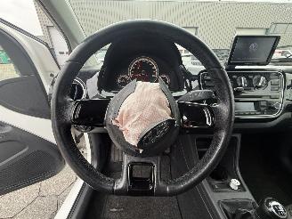 Volkswagen Up! 1.0 high up! BlueMotion picture 20