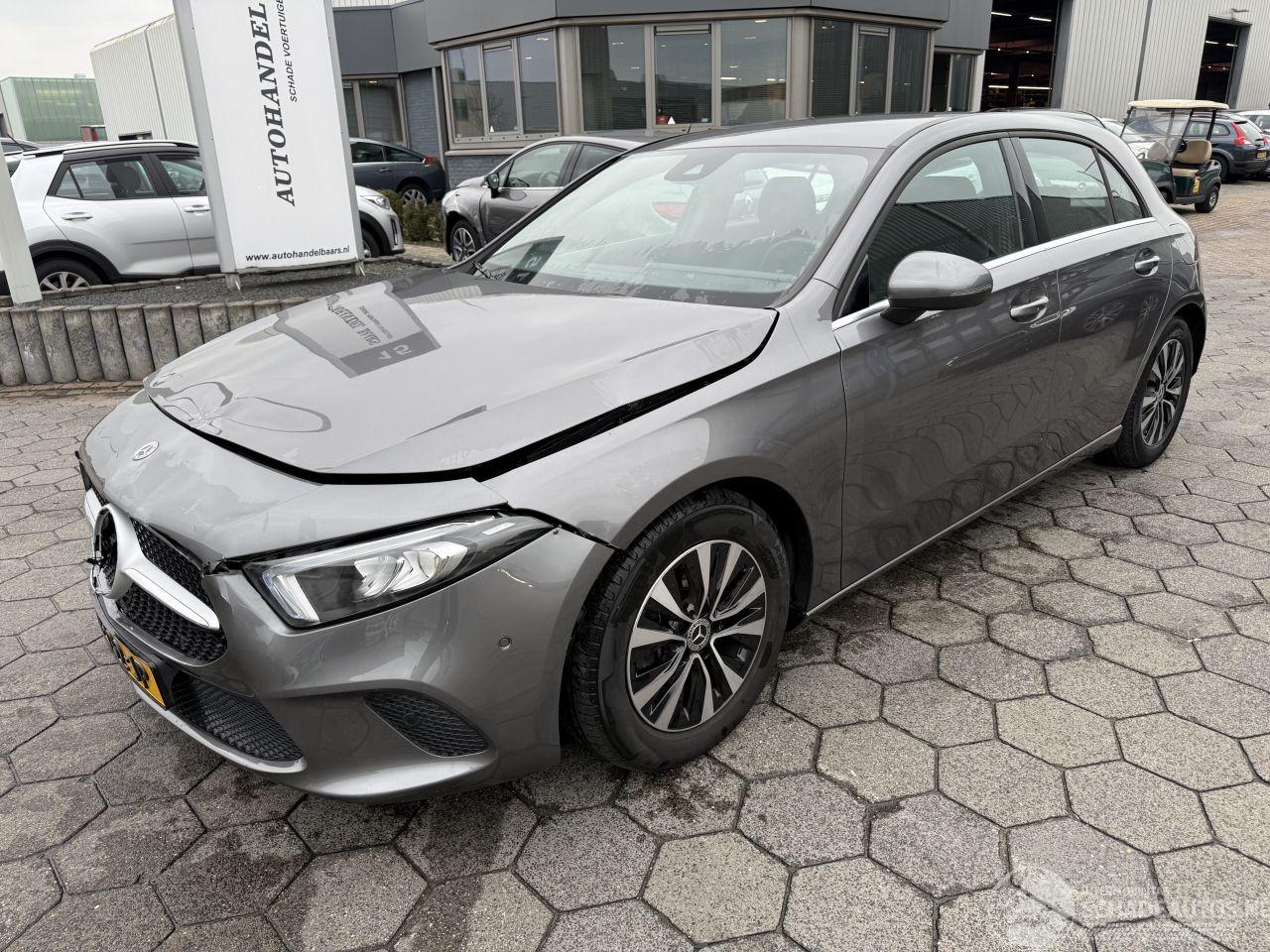 Mercedes A-klasse 180 Business Solution AMG