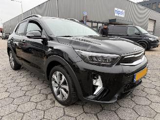 Kia Stonic 1.0 T-GDi MHEV DynamicPlusLine picture 3