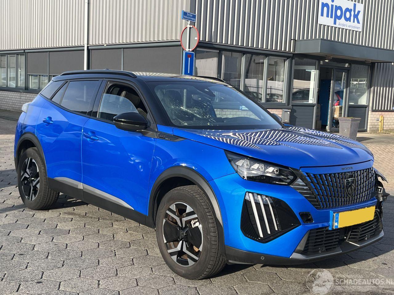 Peugeot 2008 1.2 Hybrid 136 GT