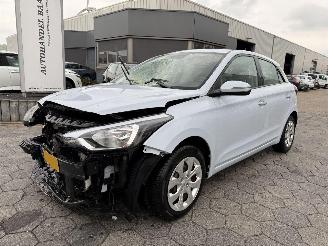 Vaurioauto  passenger cars Hyundai I-20 1.0 T-GDI Comfort 2020/3