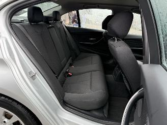 BMW 3-serie 316d picture 12