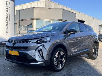 Vaurioauto  passenger cars Renault Symbioz 1.8 E-Tech full hybrid 160 techno 2025/10