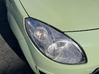 Renault Twingo 1.2 Acces picture 11