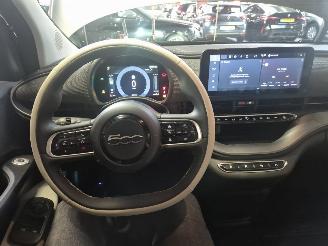 Fiat 500E La Prima 42 kWh AUTOMAAT picture 11