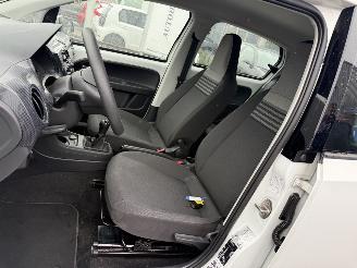 Volkswagen Up! 1.0 picture 9