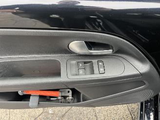 Volkswagen Up! 1.0 picture 15