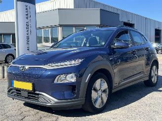 Schadeauto Hyundai Kona EV Comfort 64 kWh 2020/12