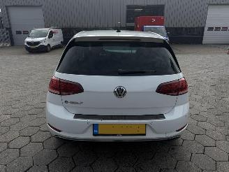 Volkswagen e-Golf 35,8 kWh E-golf picture 5