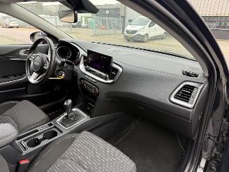 Kia Ceed 1.0 T-GDi DynamicLine picture 17