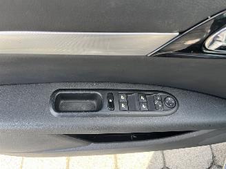 Peugeot 407 2.0 HDiF ST Pack Business Intro picture 13