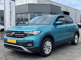 krockskadad bil auto Volkswagen T-Cross 1.0 TSI Life AUTOMAAT 2023/5
