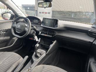 Peugeot 208 1.2 PureTech Active picture 12