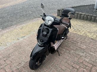 Kymco  Like picture 2