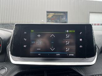 Peugeot e-208 EV Active Pack 50 kWh picture 18