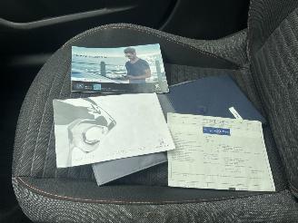 Peugeot 208 1.2 PureTech Active picture 19