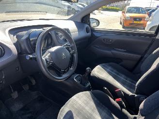 Peugeot 108 1.0 e-VTi Active picture 12