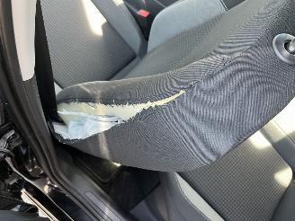 Volkswagen Polo 1.0 TSI Life Business picture 16