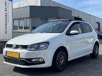 Vaurioauto  passenger cars Volkswagen Polo 1.2 TSI Comfortline 2022/10