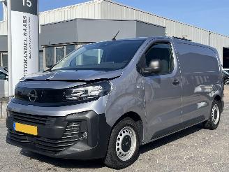 krockskadad bil bedrijf Opel Vivaro 2.0 Diesel 145 L2 2024/12