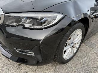 BMW 3-serie 330e Business Edition Plus picture 10