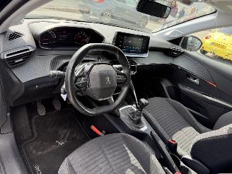 Peugeot 208 1.2 PureTech Active picture 16