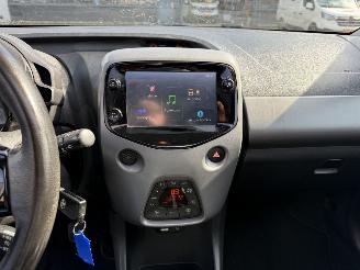 Toyota Aygo CABRIO-TOP x-cite picture 19