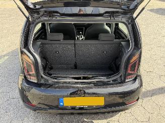 Volkswagen Up! 1.0 picture 12