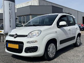 Vaurioauto  passenger cars Fiat Panda 1.2 Popstar 2017/5