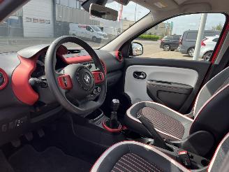 Renault Twingo 1.0 SCe Intens picture 13
