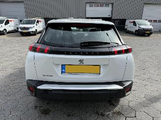 Peugeot 2008 1.2 PureTech Active picture 5
