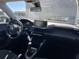 Peugeot 208 1.2 PureTech Active picture 12