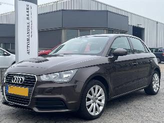 Vaurioauto  passenger cars Audi A1 Sportback 1.2 TFSI Connect 2013/6
