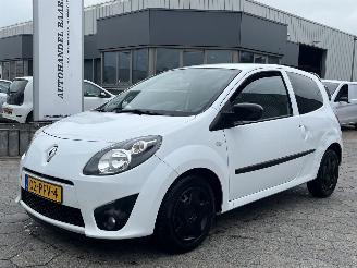Schadeauto Renault Twingo 1.2-16V Collection 2011/1