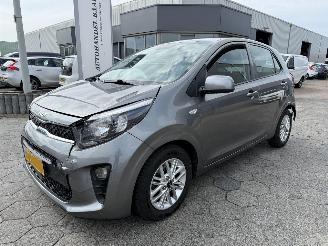 krockskadad bil auto Kia Picanto 1.0 DPi DynamicLine 2021/12