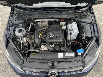 Volkswagen Golf 1.0 TSI Connected Series picture 7