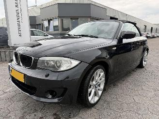 Unfallwagen BMW 1-serie Cabrio 120i AUTOM High Executive 2011/11