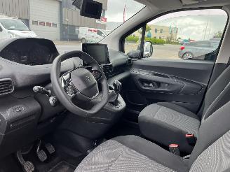 Peugeot Partner 1.6 BlueHDI Pro Long picture 14