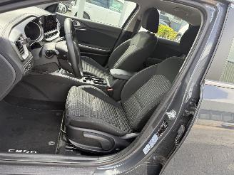 Kia Ceed 1.0 T-GDi DynamicLine picture 12