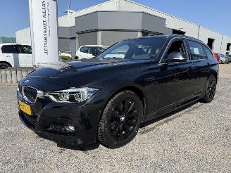 Schadeauto BMW 3-serie Touring 330i Centennial High Executive 2017/6
