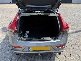 Volvo V-40 2.0 D2 R-Design Business picture 13