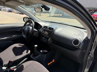 Mitsubishi Space-star 1.2 Intense+ picture 15