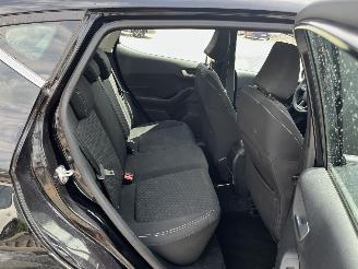 Ford Fiesta 1.0 EcoBoost Hybrid Titanium picture 11