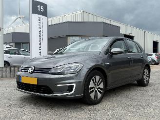 Schadeauto Volkswagen e-Golf e-Golf 2018/1
