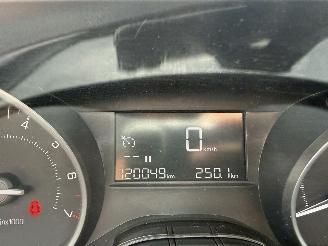 Peugeot 208 1.2 PureTech Blue Lion picture 17