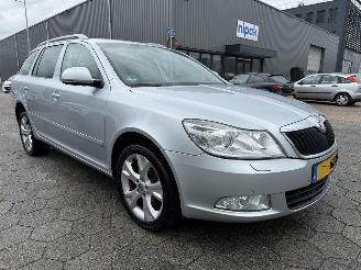 Skoda Octavia Combi 1.8 TSI Elegance Business Line picture 3