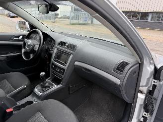 Skoda Octavia Combi 1.8 TSI Elegance Business Line picture 15