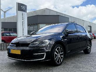 damaged passenger cars Volkswagen e-Golf e-GOLF 2019/9