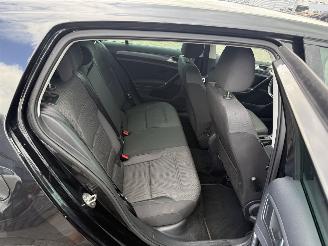 Volkswagen e-Golf e-GOLF picture 10